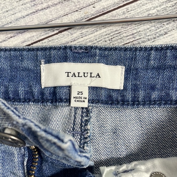 Aritzia Talula Denim Shorts - Picture 3 of 3